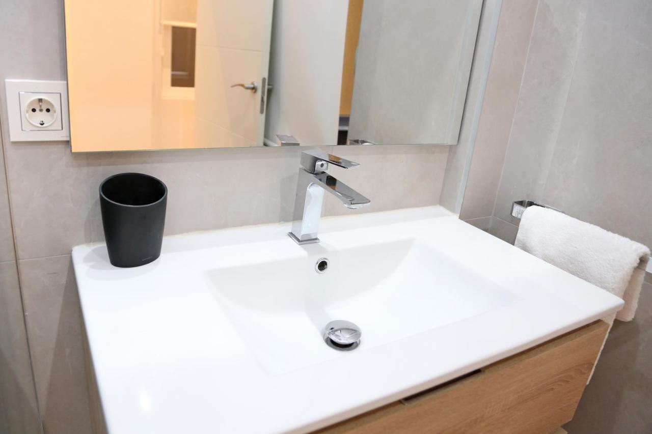 Piso Moderno A 2 Minutos Del Casco Viejo Con Parking Gratis Apartament *