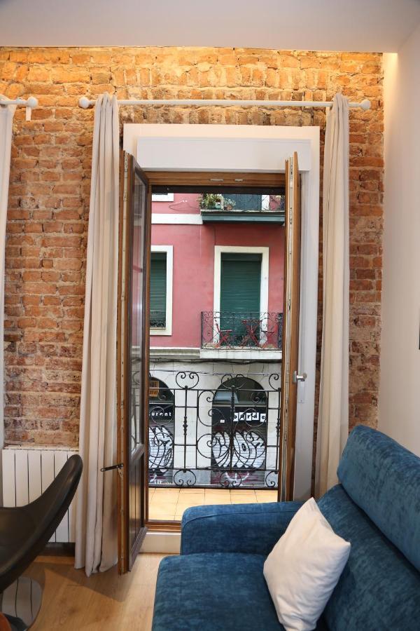 Piso Moderno A 2 Minutos Del Casco Viejo Con Parking Gratis Apartament