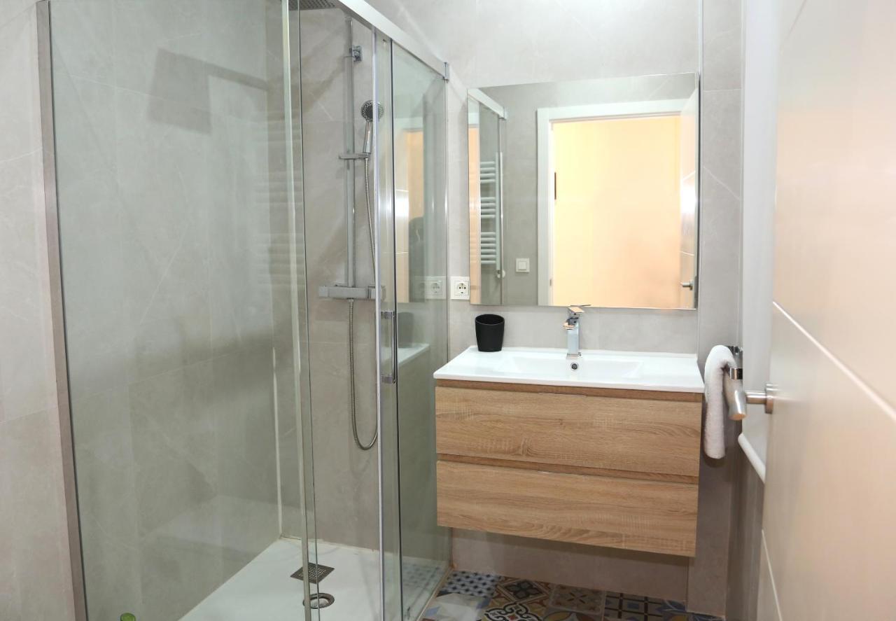Apartament Piso Moderno A 2 Minutos Del Casco Viejo Con Parking Gratis